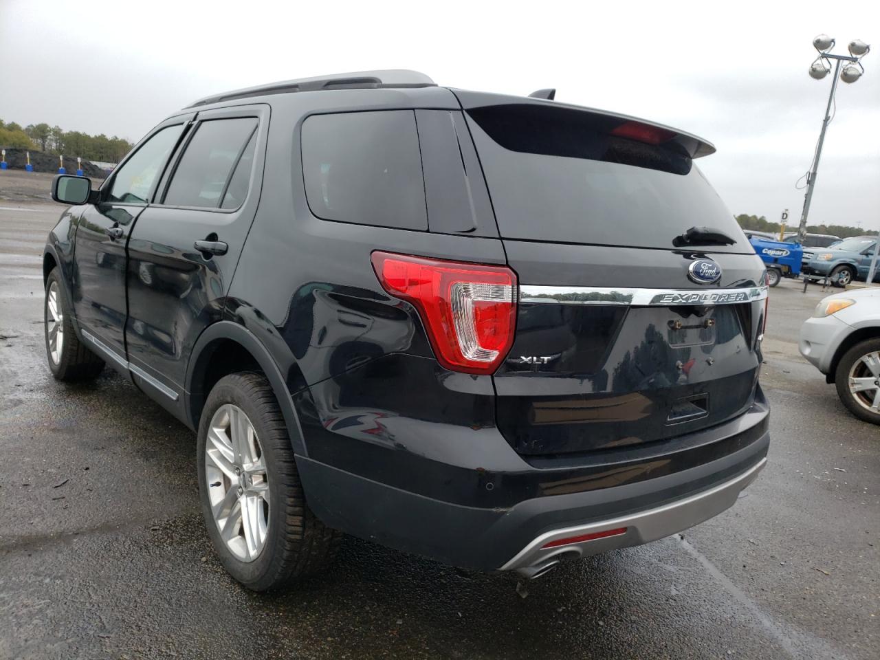 Photo 3 from auction – 2017 FORD EXPLORER X with VIN 1FM5K8D80HGB02962