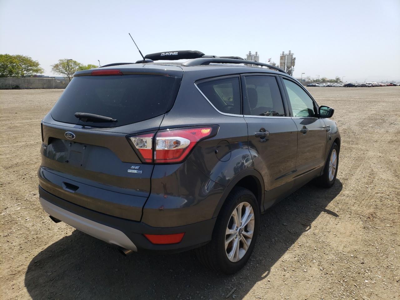 Photo 4 from auction – 2018 FORD ESCAPE SE with VIN 1FMCU9GDXJUB54929