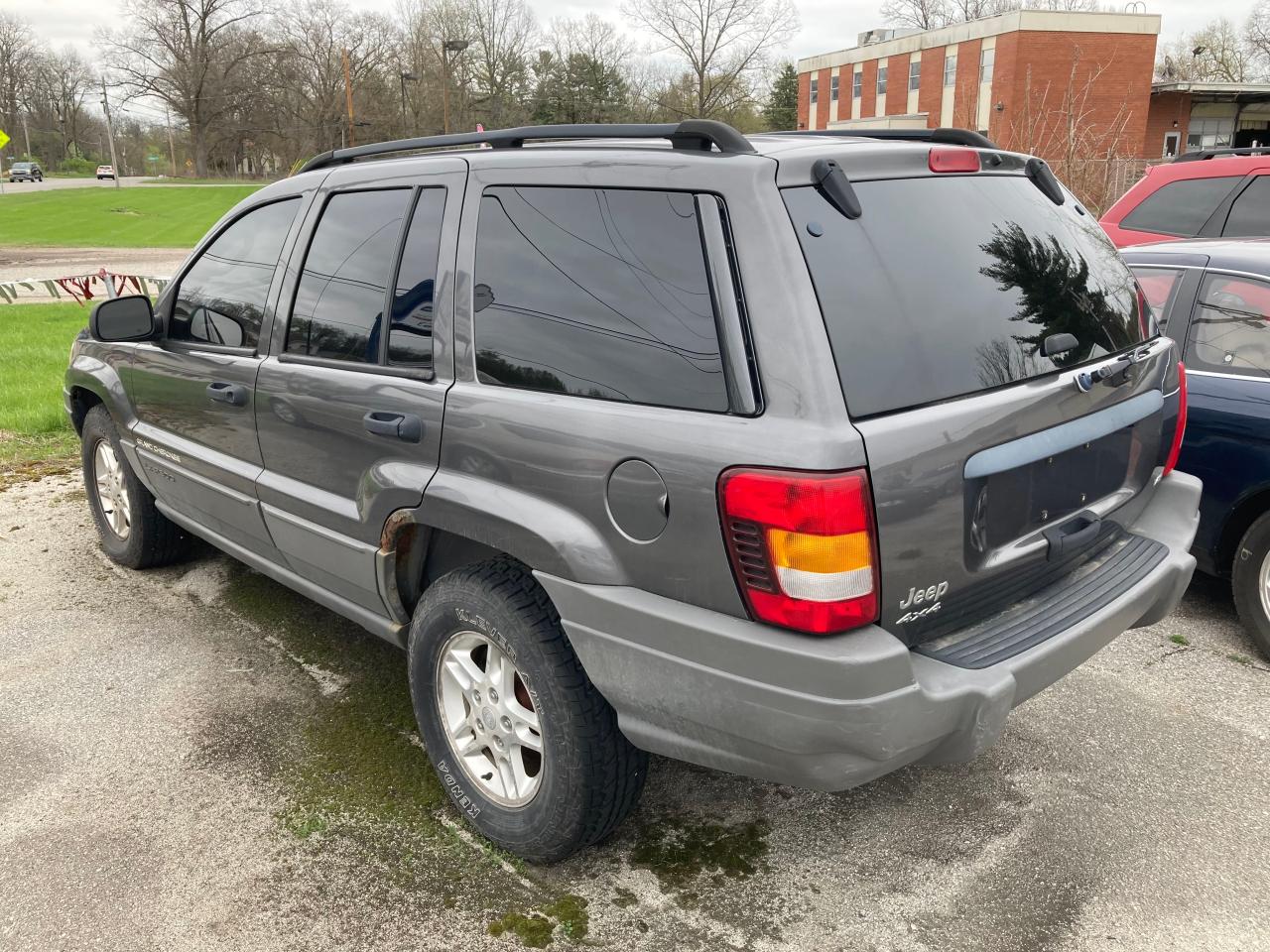 Photo 3 from auction – 2002 JEEP GRAND CHER with VIN 1J4GW48NX2C185044