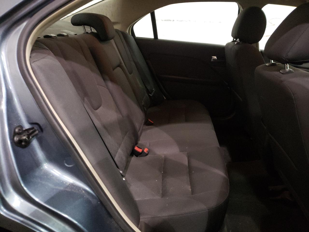 Photo 6 from auction – 2012 FORD FUSION SE with VIN 3FAHP0HA2CR247302