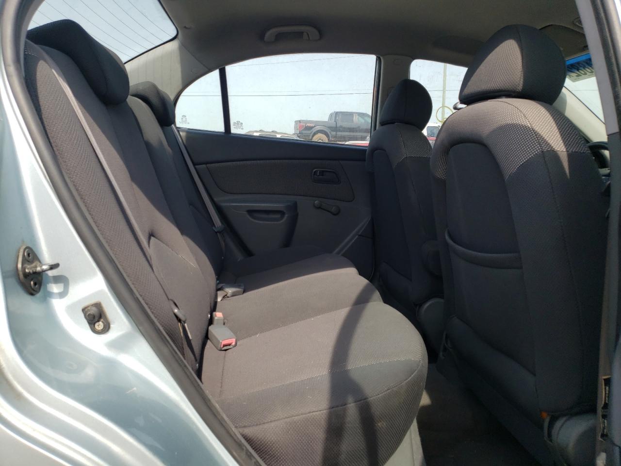 Photo 6 from auction – 2007 KIA RIO BASE with VIN KNADE123076211669