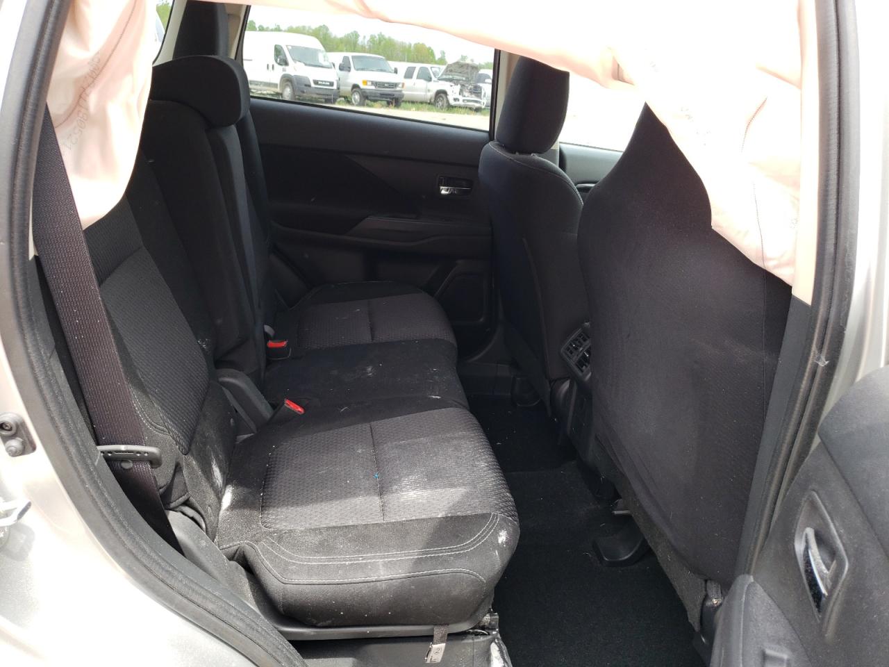 Photo 6 from auction – 2019 MITSUBISHI OUTLANDER with VIN JA4AD2A32KZ011264