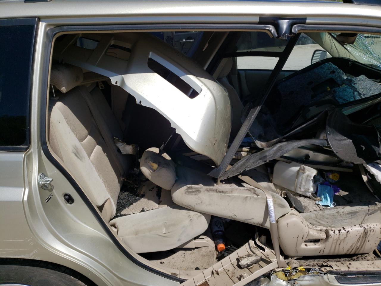 Foto 6 de la subasta – 2003 TOYOTA HIGHLANDER con VIN JTEHF21A430156109