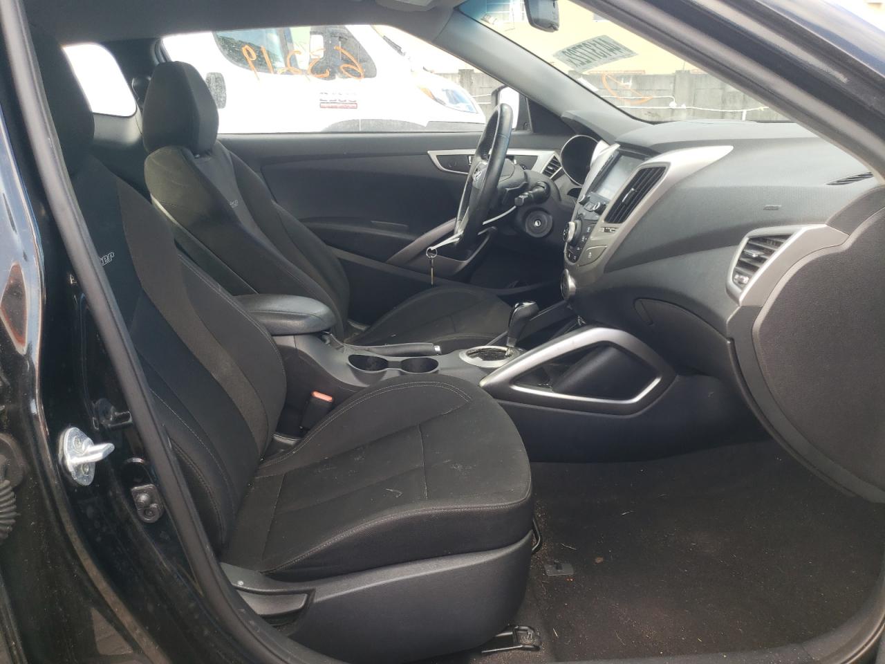 Photo 5 from auction – 2017 HYUNDAI VELOSTER with VIN KMHTC6AD1HU309470