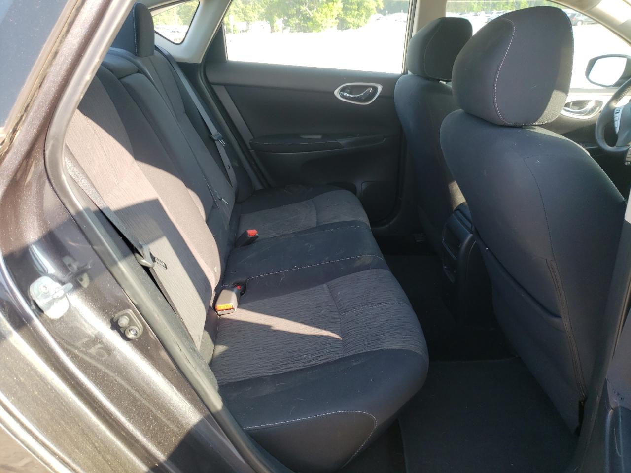 Photo 6 from auction – 2015 NISSAN SENTRA S with VIN 3N1AB7AP1FL696613
