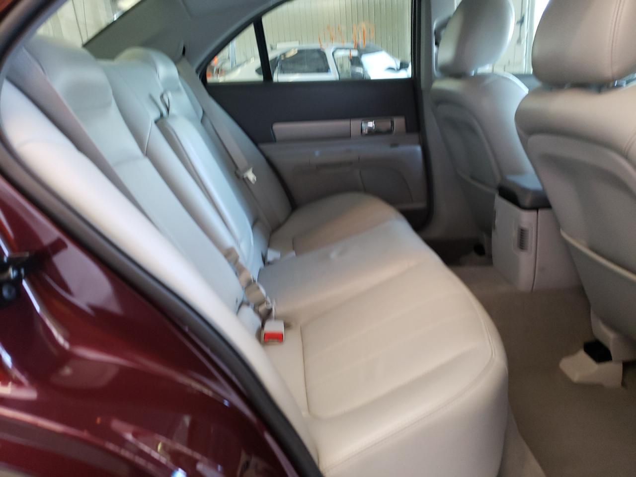 Photo 6 from auction – 2006 LINCOLN LS with VIN 1LNHM87A66Y612701