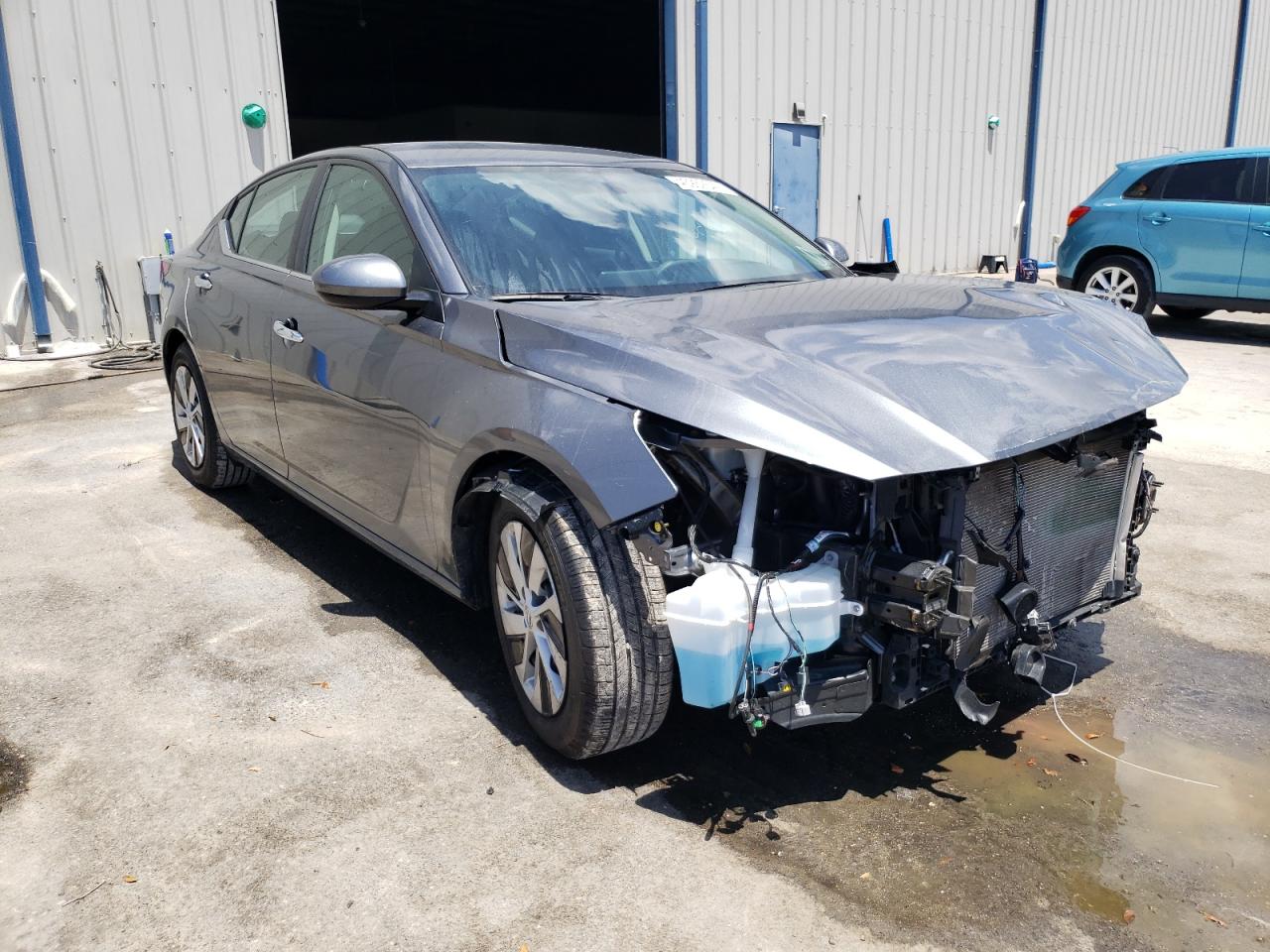 NISSAN ALTIMA S 2019 with VIN 1N4BL4BV5KC247599 - Photo from auction