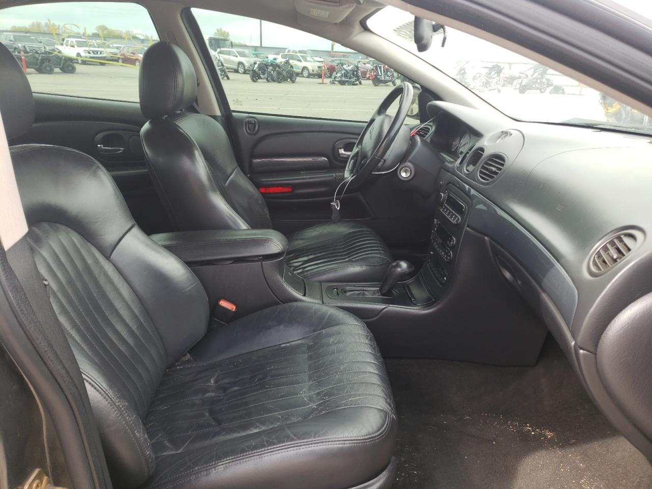 Photo 5 from auction – 2004 CHRYSLER 300M SPECI with VIN 2C3AE76K04H684738