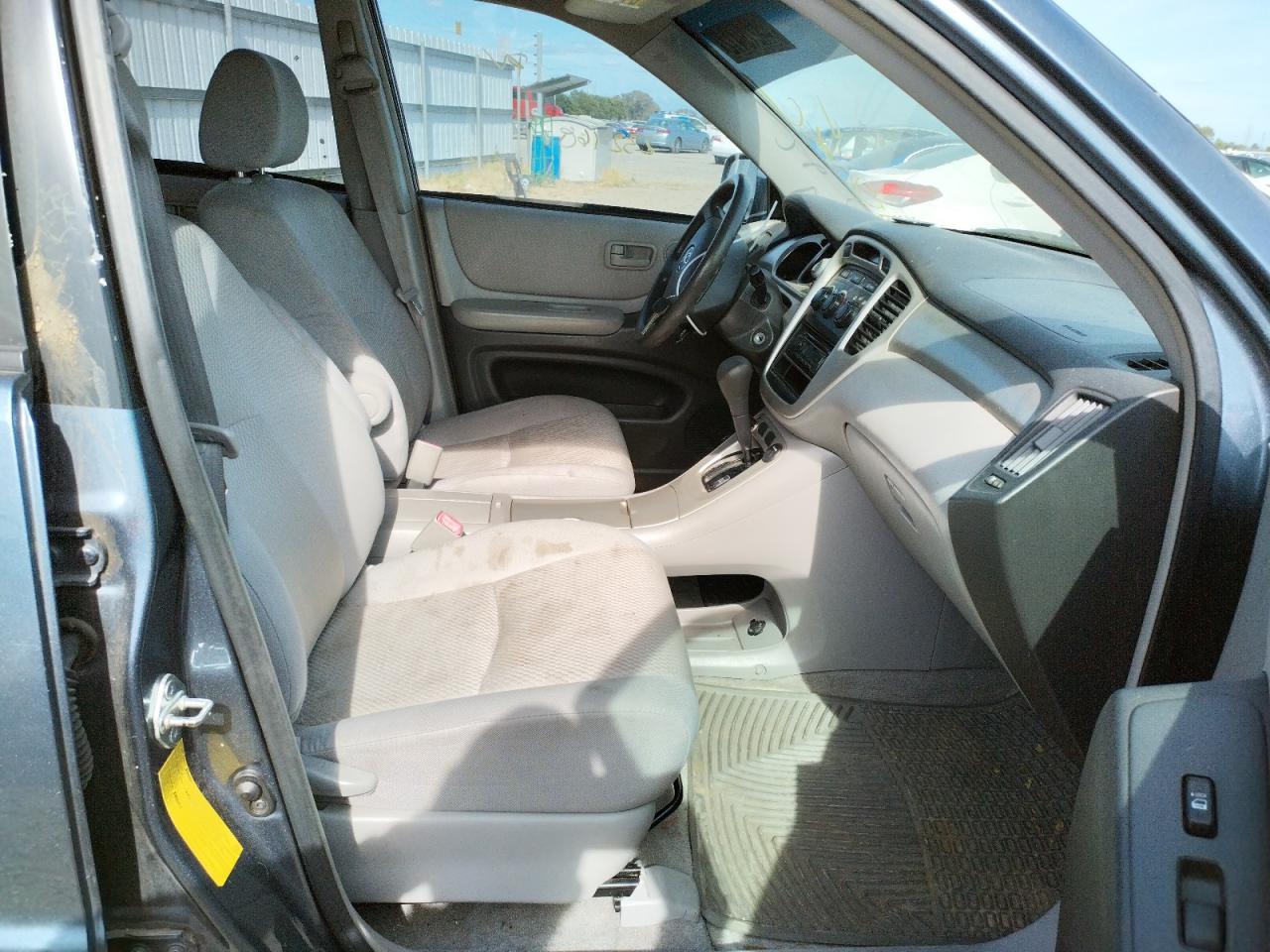 Photo 5 from auction – 2007 TOYOTA HIGHLANDER with VIN JTEDD21A170157213