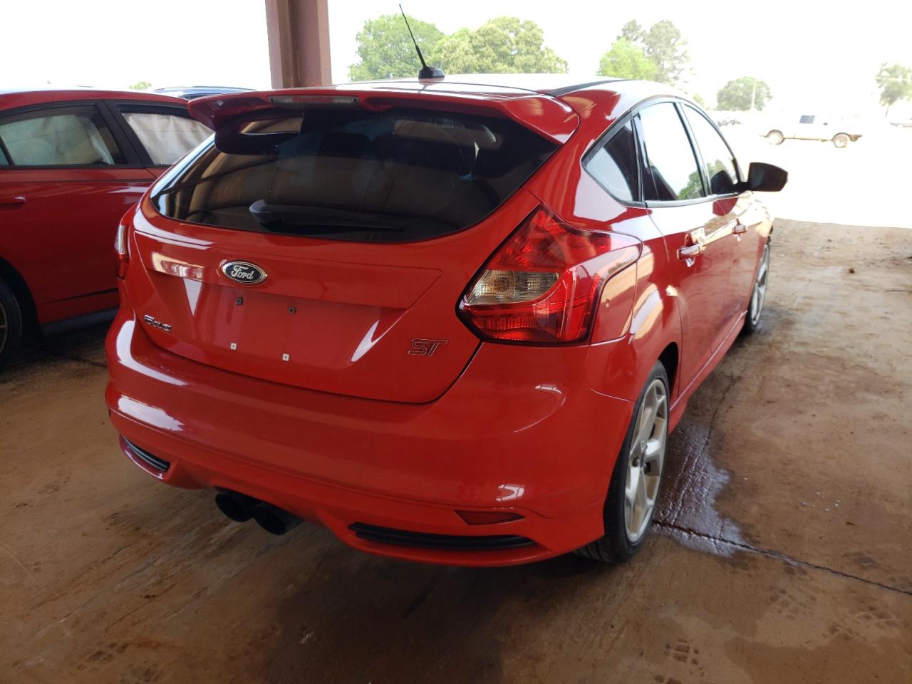 Photo 4 from auction – 2014 FORD FOCUS ST with VIN 1FADP3L95EL100048