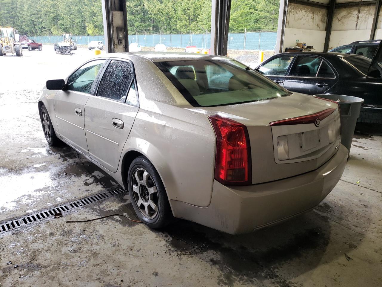 Photo 3 from auction – 2003 CADILLAC CTS with VIN 1G6DM57NX30136440