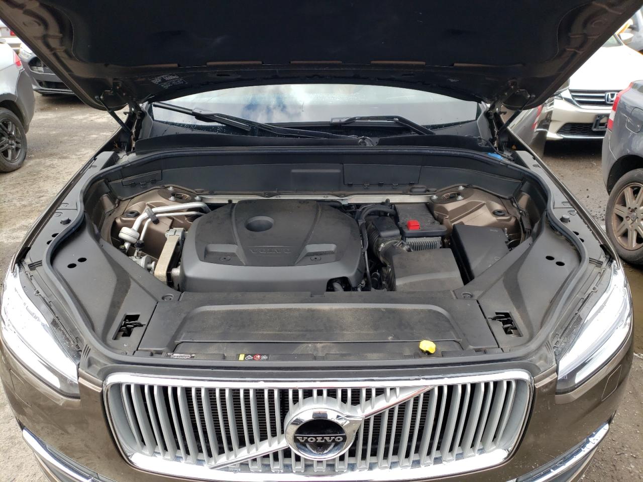 Photo 7 from auction – 2017 VOLVO XC90 T6 with VIN YV4A22PL0H1154737
