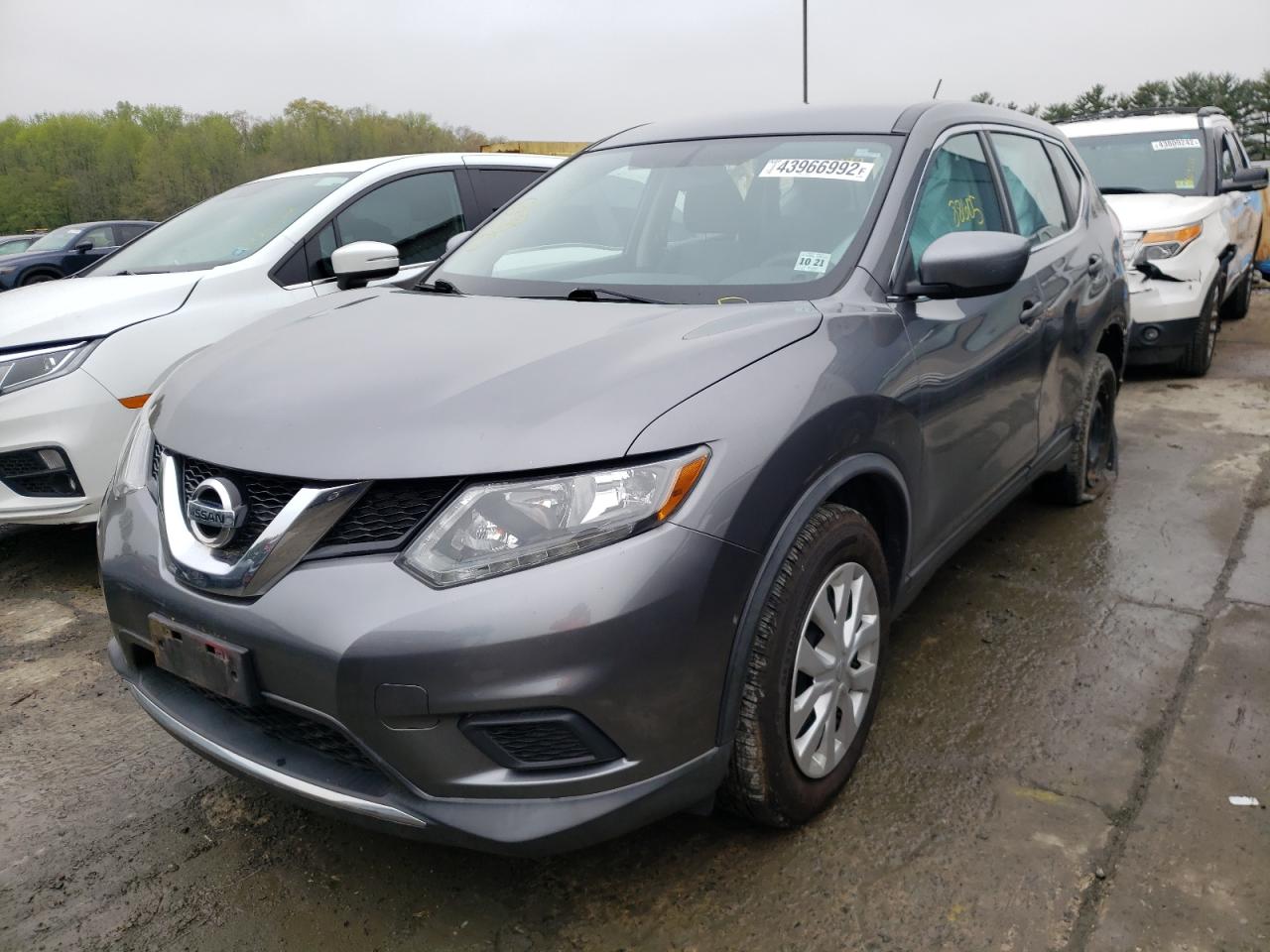 Photo 2 from auction – 2016 NISSAN ROGUE S with VIN KNMAT2MV8GP731855