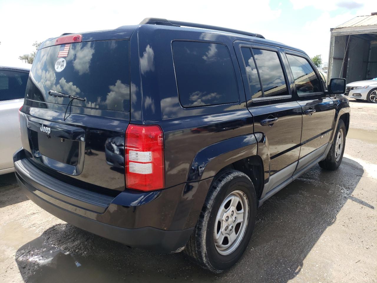 Photo 4 from auction – 2011 JEEP PATRIOT with VIN 1J4NT1GA8BD136822