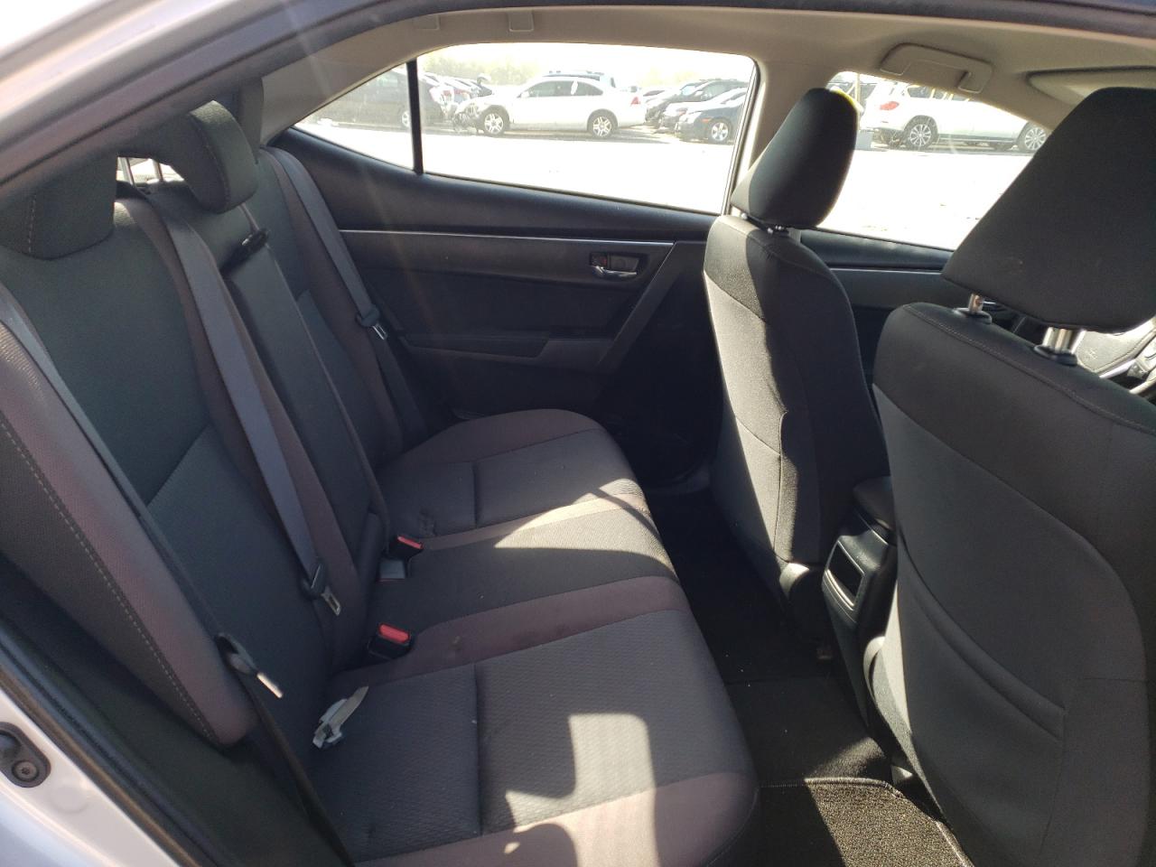 Photo 6 from auction – 2018 TOYOTA COROLLA L with VIN 2T1BURHE2JC072035