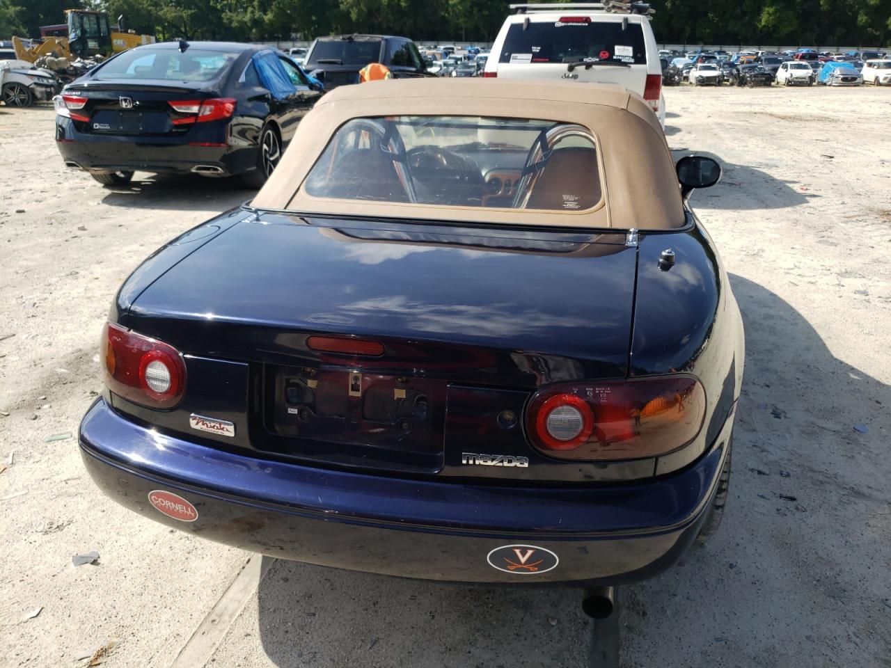 Photo 6 from auction – 1996 MAZDA MIATA with VIN JM1NA3539T0708937