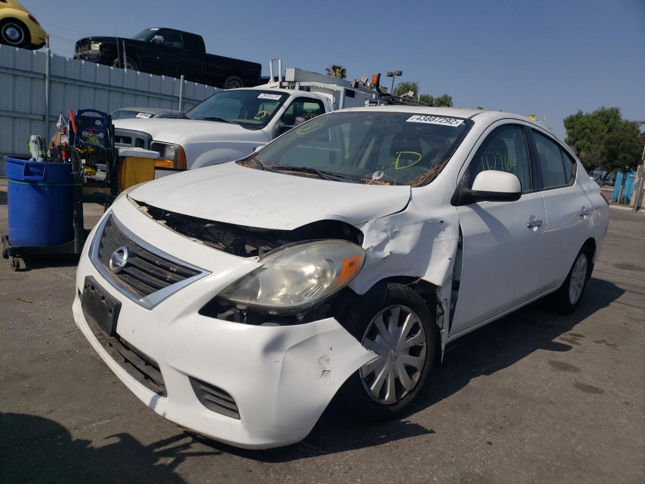 Photo 2 from auction – 2014 NISSAN VERSA S with VIN 3N1CN7AP5EL828853