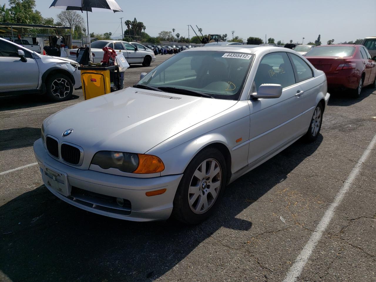Photo 2 from auction – 2000 BMW 323 CI with VIN WBABM3340YJN83184