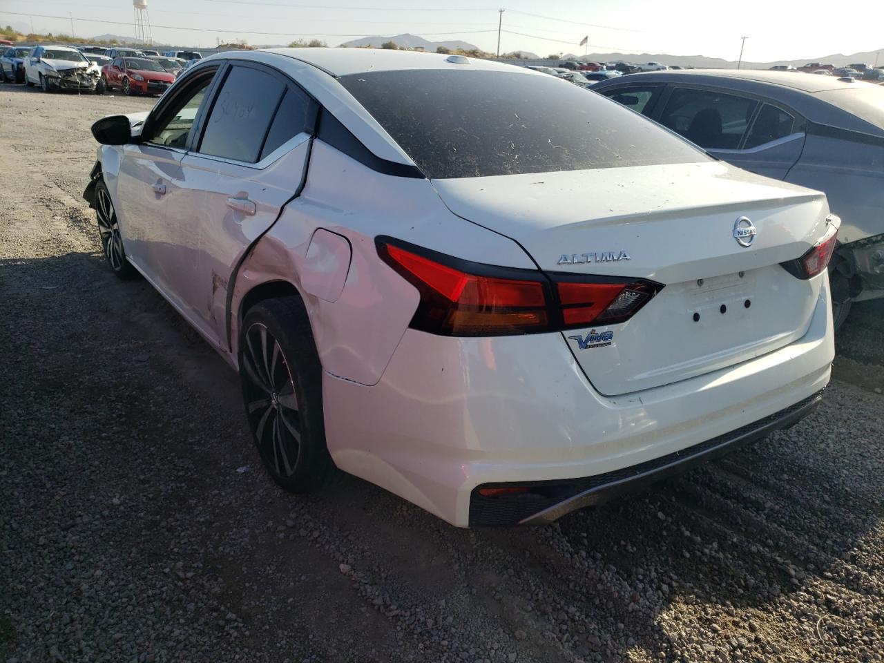 Photo 3 from auction – 2019 NISSAN ALTIMA SR with VIN 1N4BL4CV2KN320866