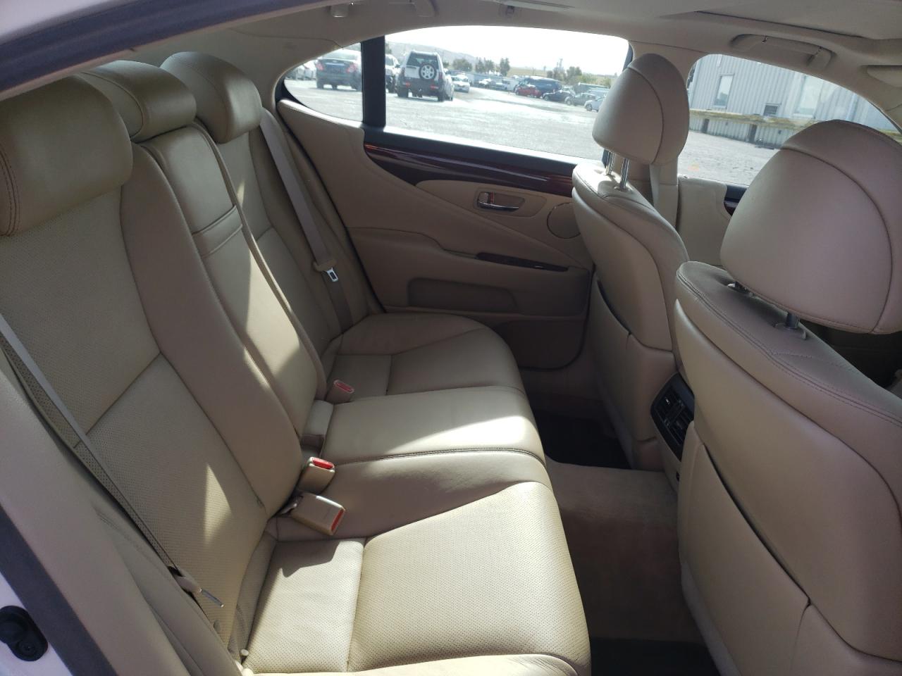 Photo 6 from auction – 2008 LEXUS LS 460 with VIN JTHBL46F185080666