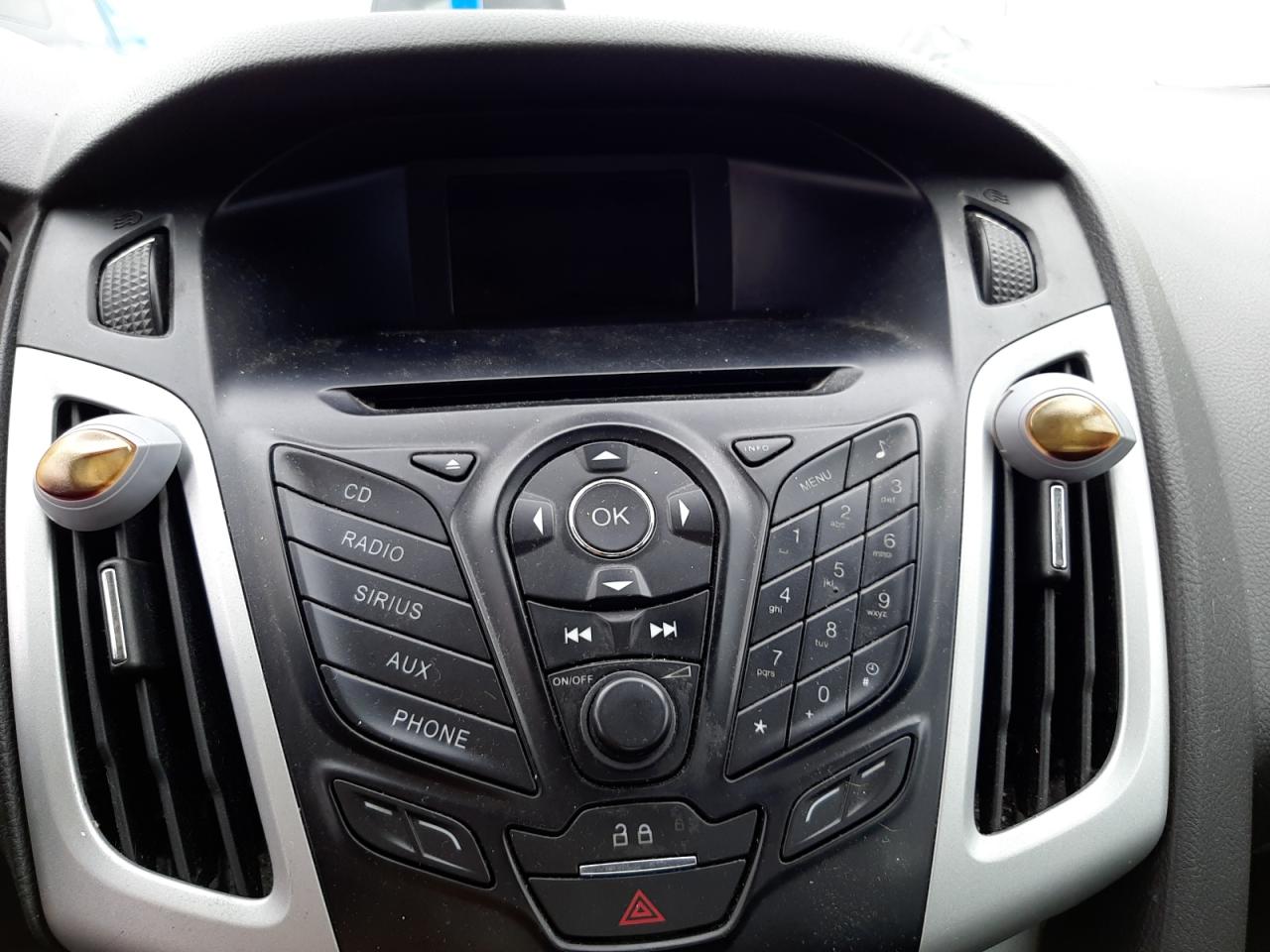 Photo 9 from auction – 2012 FORD FOCUS SE with VIN 1FAHP3F20CL465377