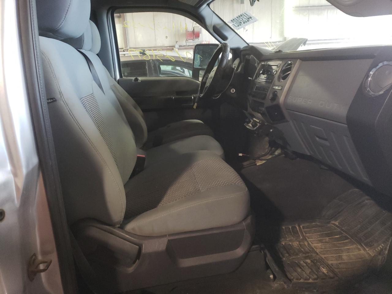 Photo 5 from auction – 2011 FORD F350 SUPER with VIN 1FTRF3BT9BEA18548