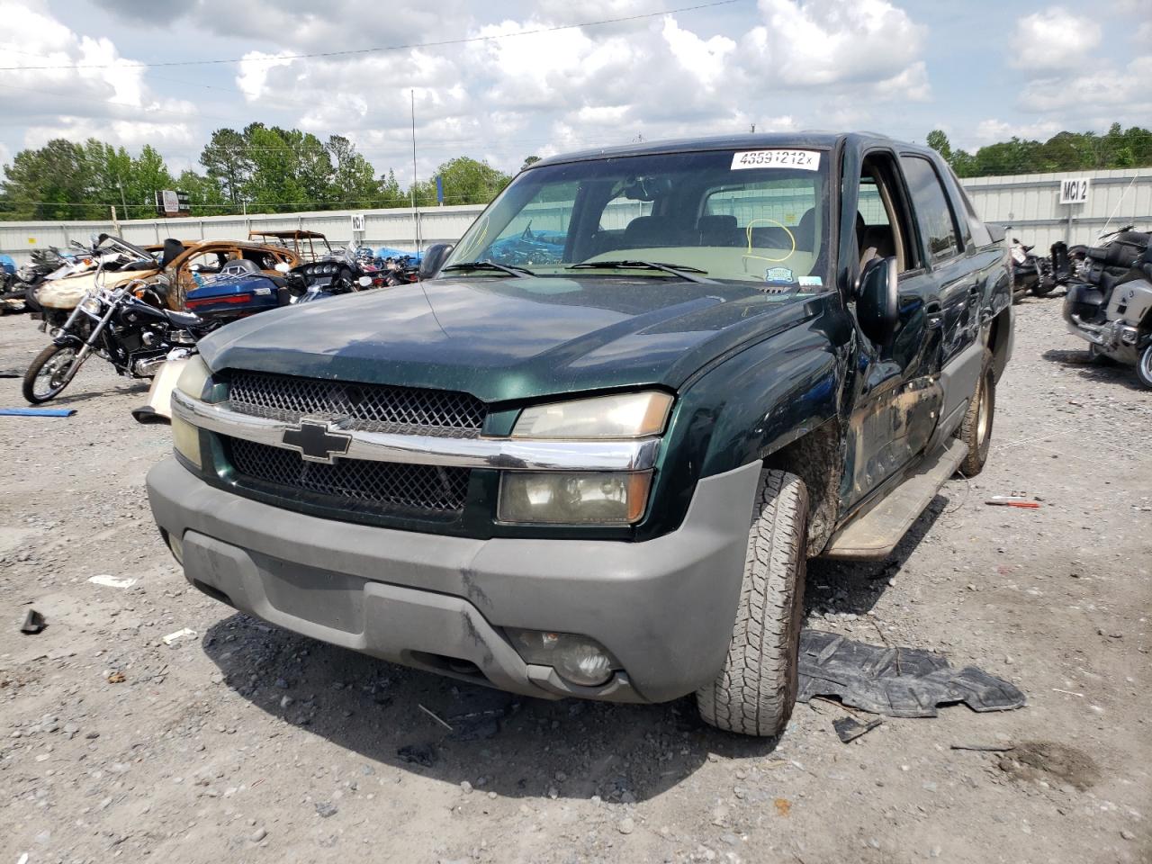 Photo 2 from auction – 2002 CHEVROLET AVALANCHE with VIN 3GNEC13T42G303376
