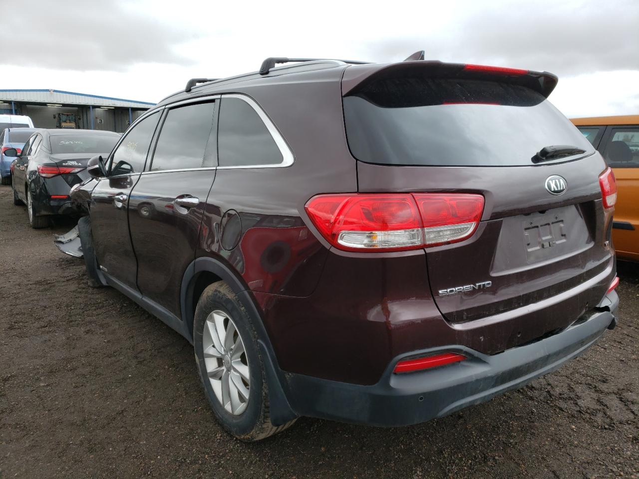 Photo 3 from auction – 2016 KIA SORENTO LX with VIN 5XYPGDA54GG059553