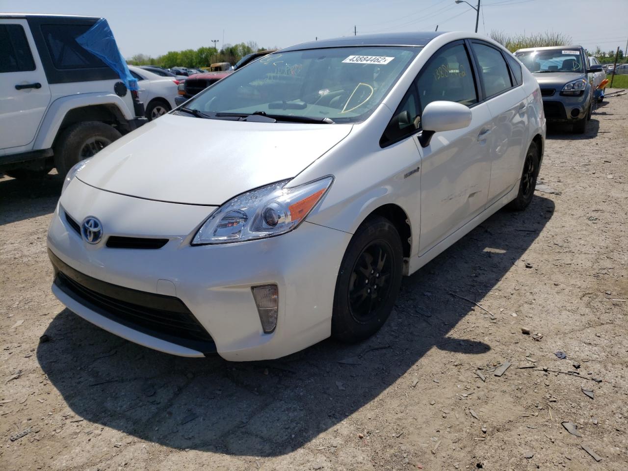 Photo 2 from auction – 2013 TOYOTA PRIUS with VIN JTDKN3DU2D5578442