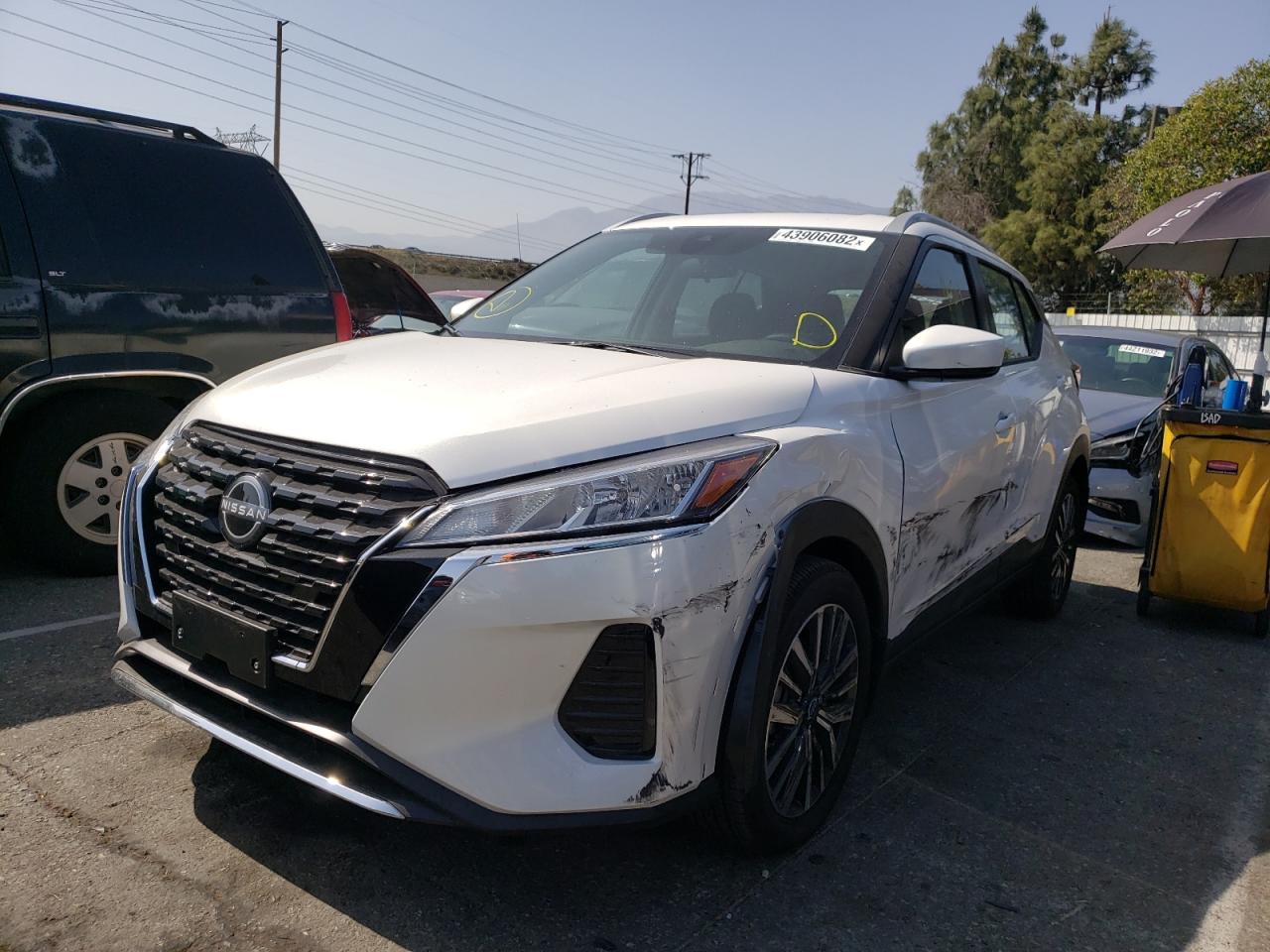 Photo 2 from auction – 2022 NISSAN KICKS with VIN 3N1CP5CV0NL479529