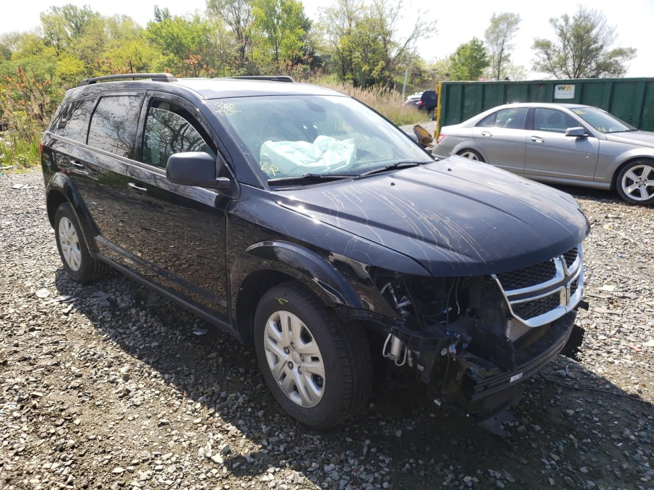 DODGE JOURNEY SE 2018 with VIN 3C4PDCAB9JT535448 - Photo from auction