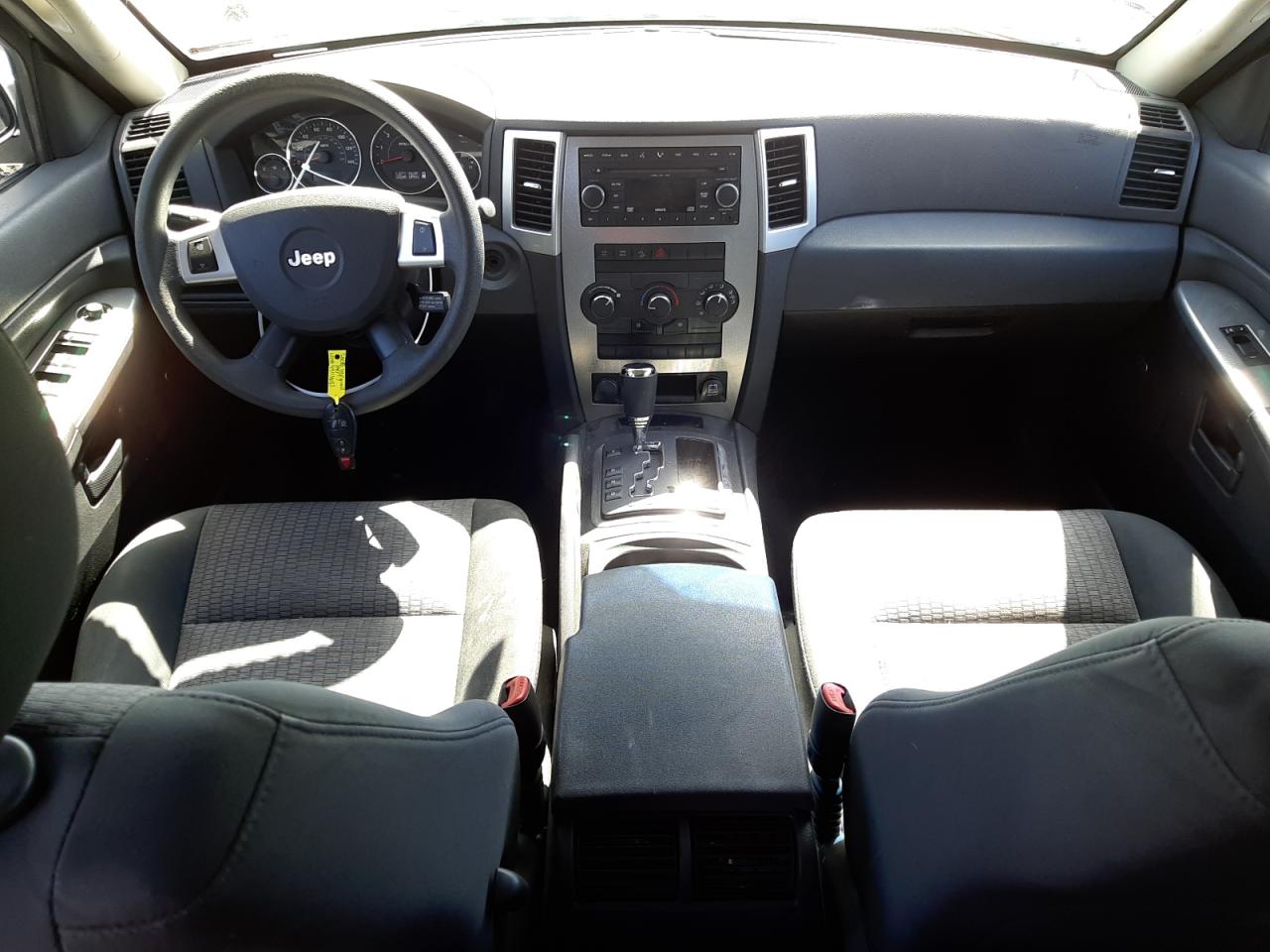 Photo 9 from auction – 2008 JEEP GRAND CHER with VIN 1J8HR48N98C169078