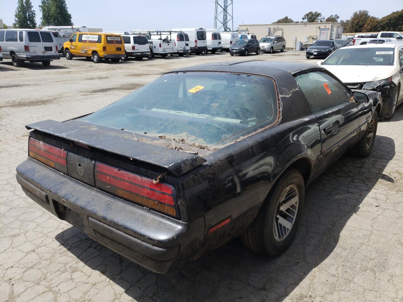 Photo 4 from auction – 1989 PONTIAC FIREBIRD with VIN 1G2FS21S0KL227596