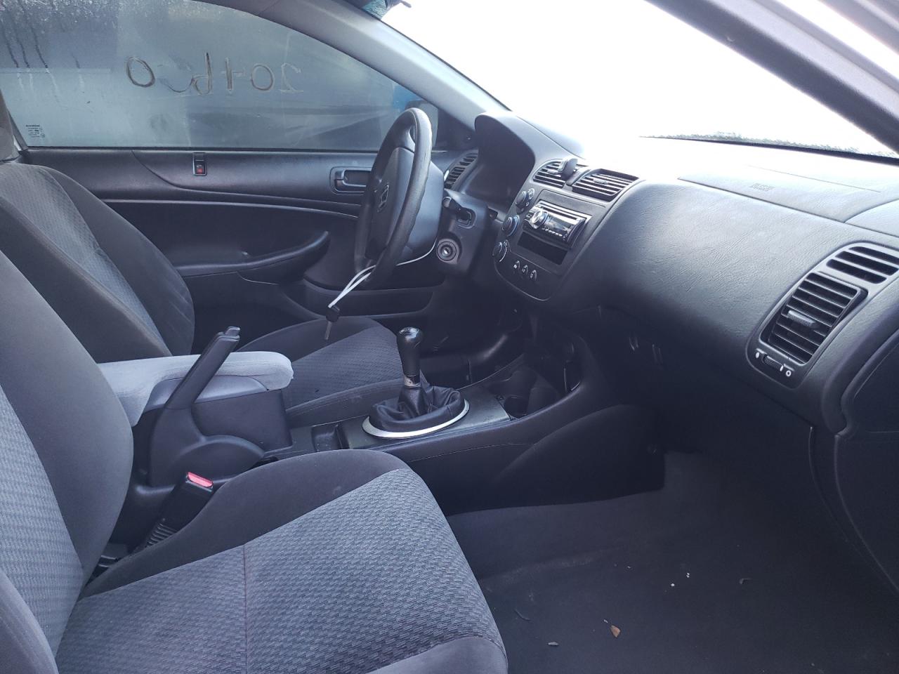 Photo 5 from auction – 2004 HONDA CIVIC DX V with VIN 1HGEM21104L073307