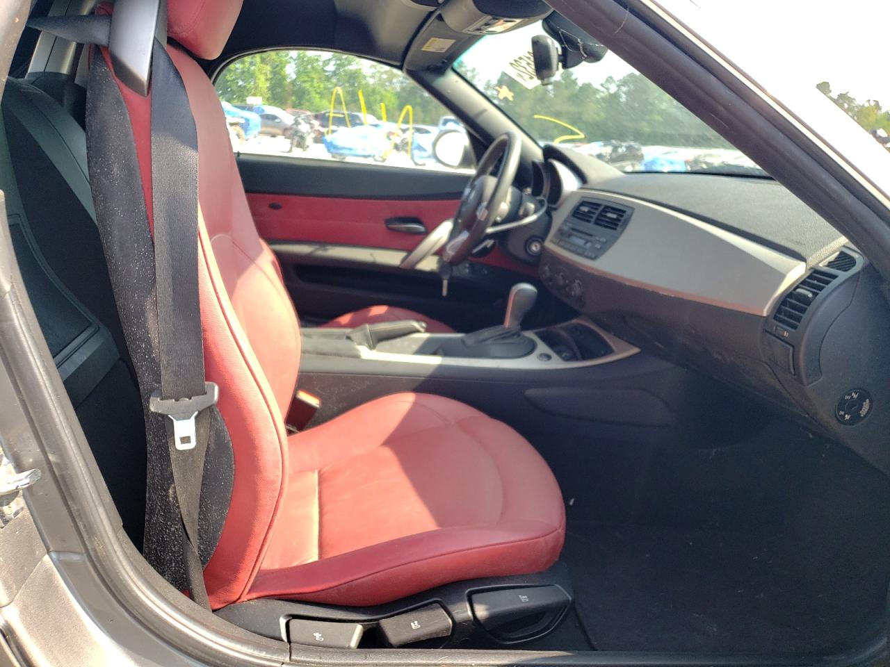 Photo 6 from auction – 2005 BMW Z4 3.0 with VIN 4USBT53505LU09183