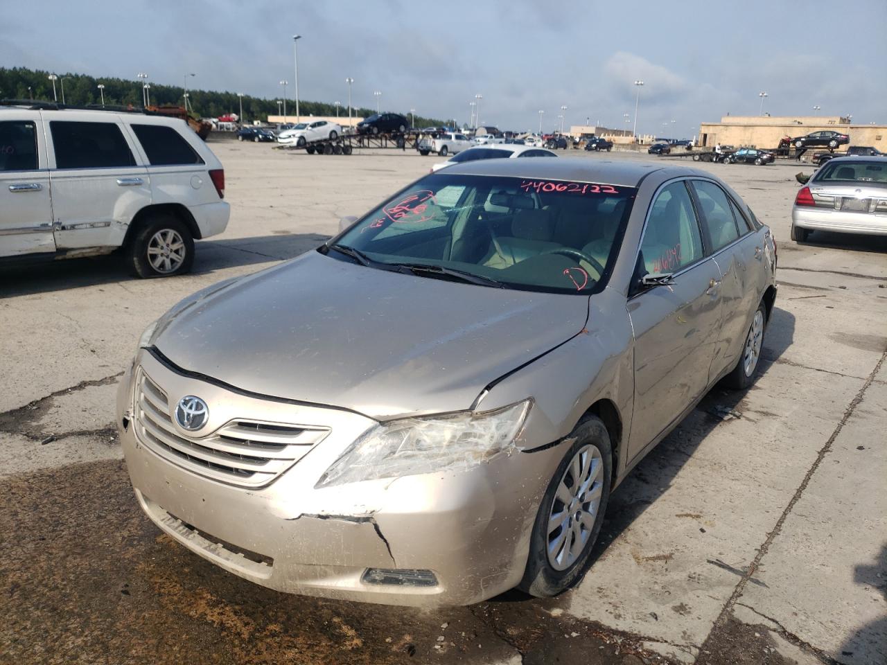 Photo 2 from auction – 2007 TOYOTA CAMRY CE with VIN 4T1BE46K57U046559