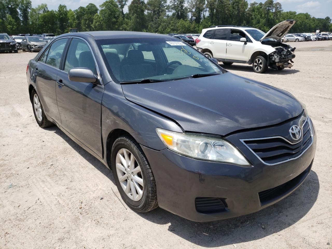 TOYOTA CAMRY BASE 2011 مع رقم تعريف المركبة 4T1BF3EK5BU724504 - صورة من المزاد