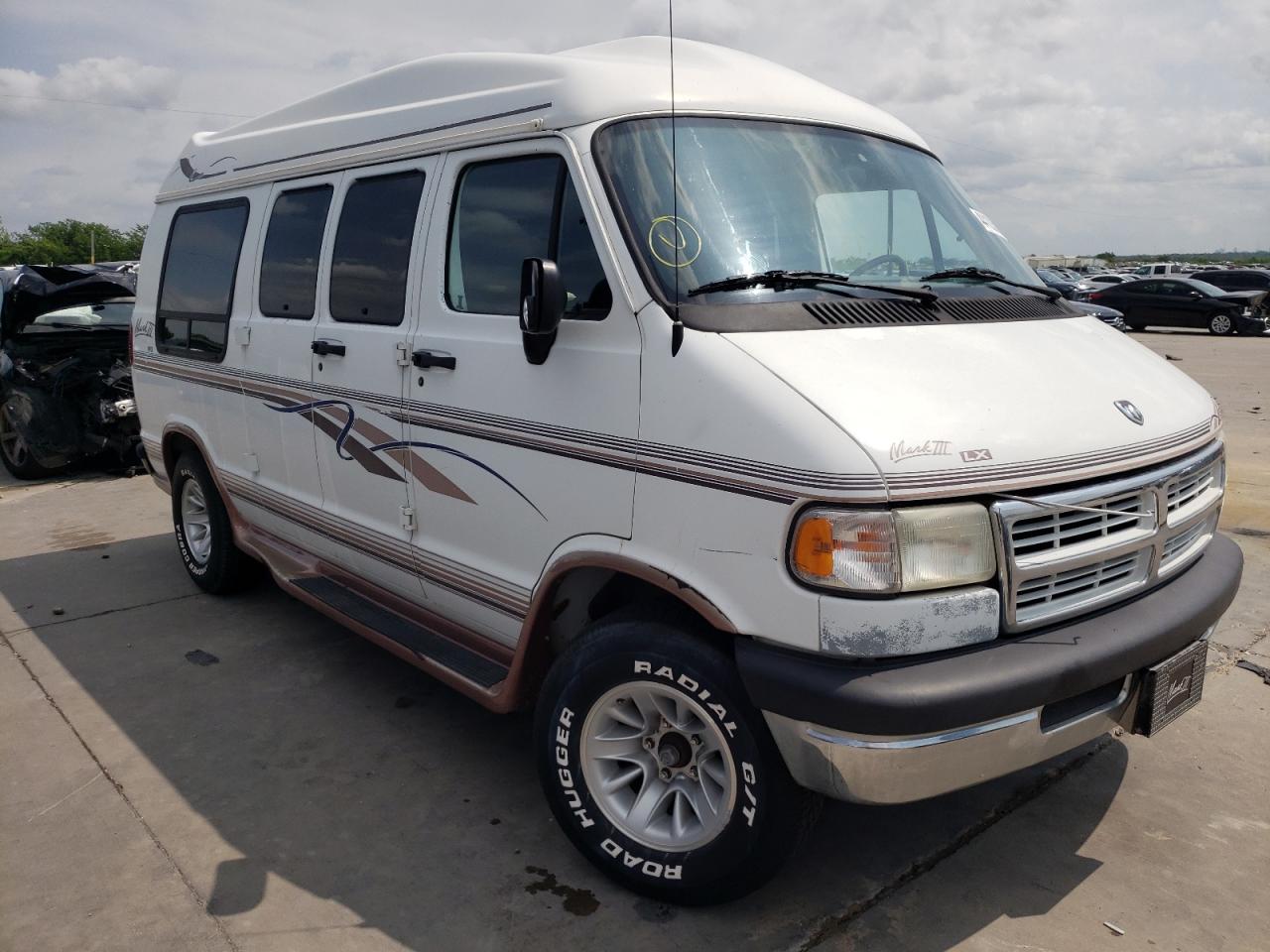 DODGE RAM VAN B2 1996 with VIN 2B6HB21Y0TK138562 - Photo from auction