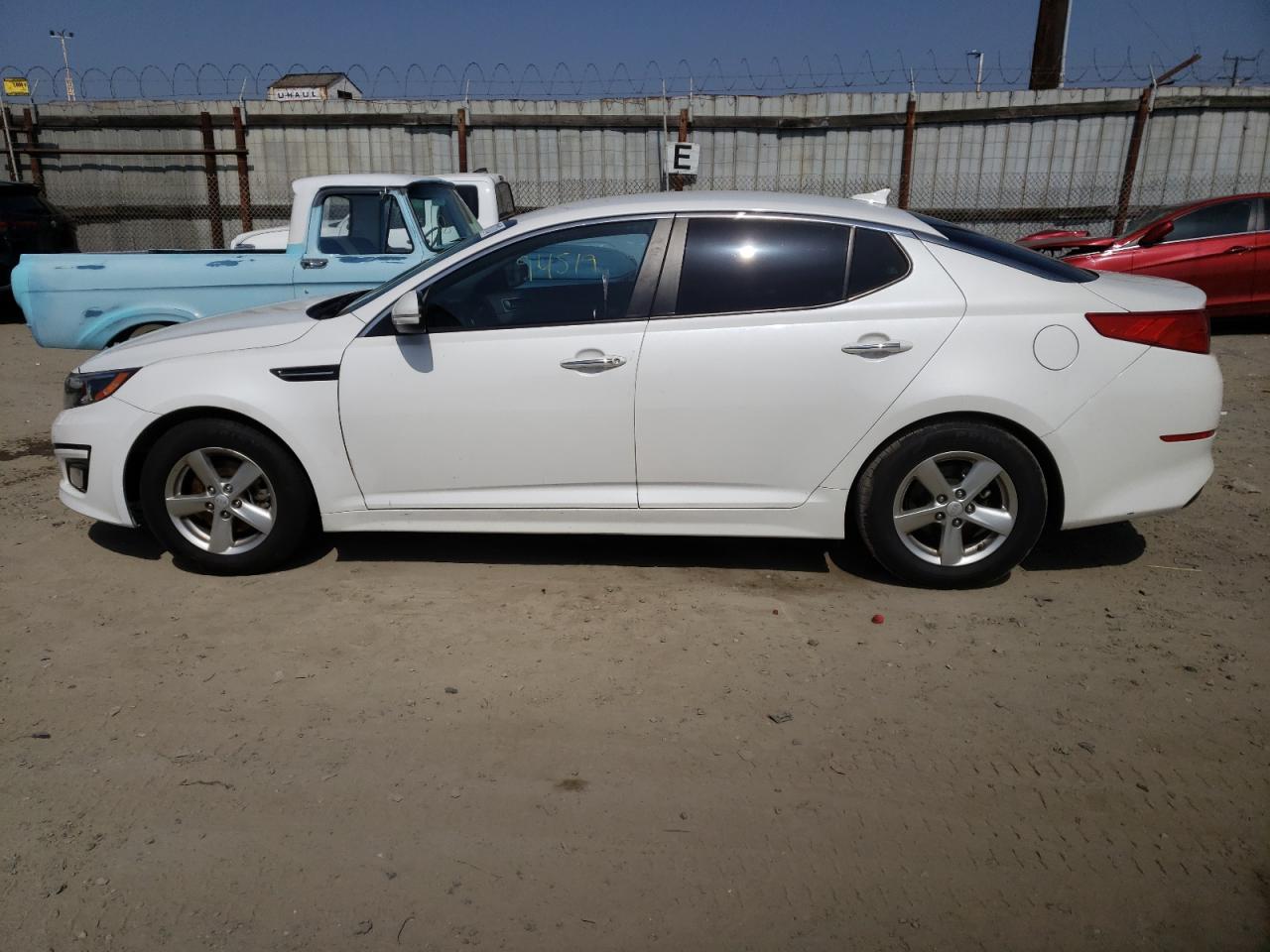 Photo 9 from auction – 2015 KIA OPTIMA LX with VIN KNAGM4A71F5661731