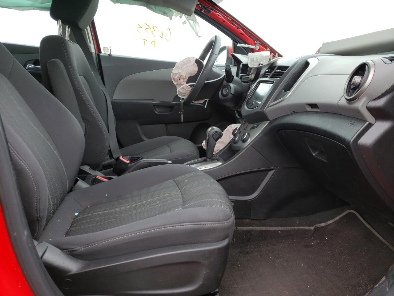 Photo 5 from auction – 2014 CHEVROLET SONIC LT with VIN 1G1JC5SH6E4126237