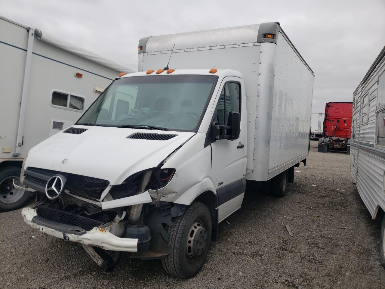 Zdjęcie 2 z aukcji – 2012 MERCEDES-BENZ SPRINTER 3 z VIN WDAPF4CC9C9502437