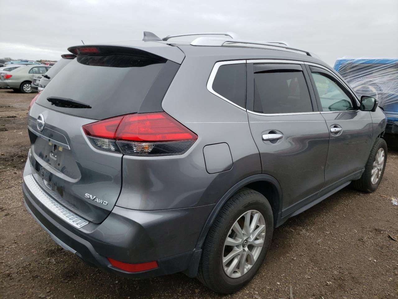 Photo 4 from auction – 2017 NISSAN ROGUE S with VIN KNMAT2MV1HP580553