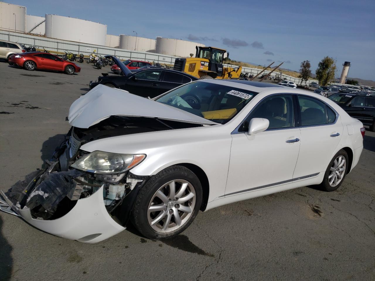 Photo 2 from auction – 2008 LEXUS LS 460 with VIN JTHBL46F185080666