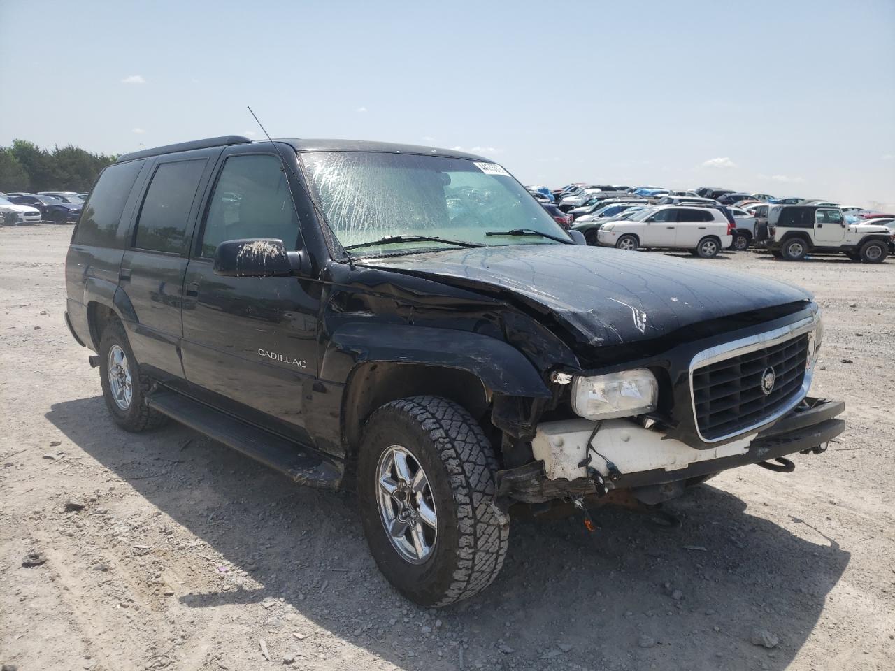Photo 1 from auction – 2000 CADILLAC ESCALADE L with VIN 1GYEK63R8YR200249