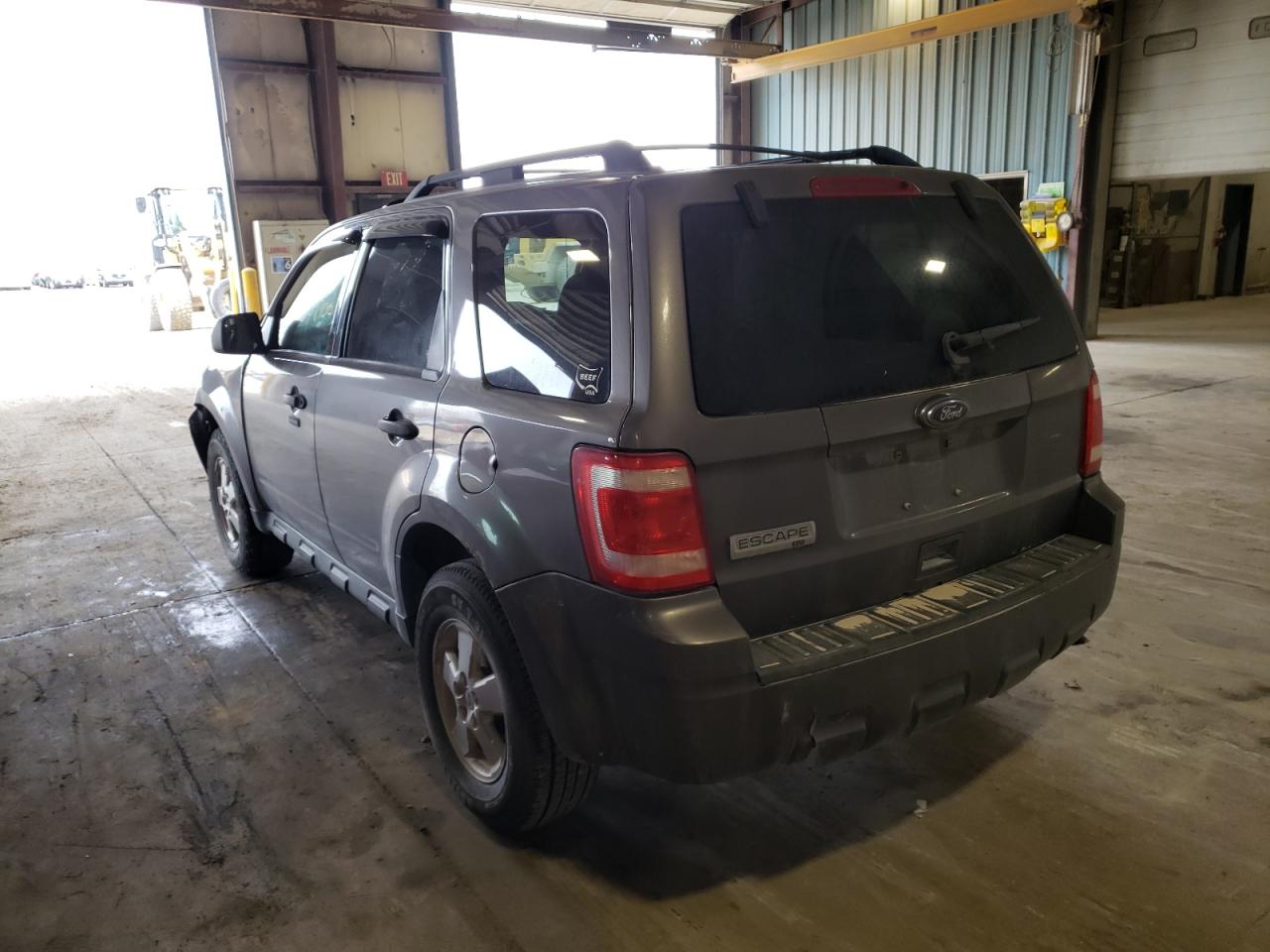 Photo 3 from auction – 2010 FORD ESCAPE XLT with VIN 1FMCU0D74AKC65997