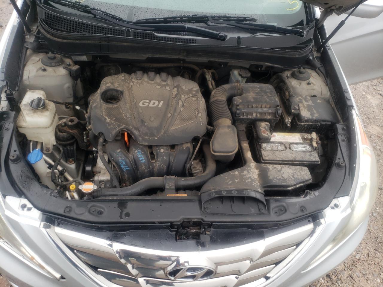Photo 7 from auction – 2011 HYUNDAI SONATA SE with VIN 5NPEC4AC5BH027035