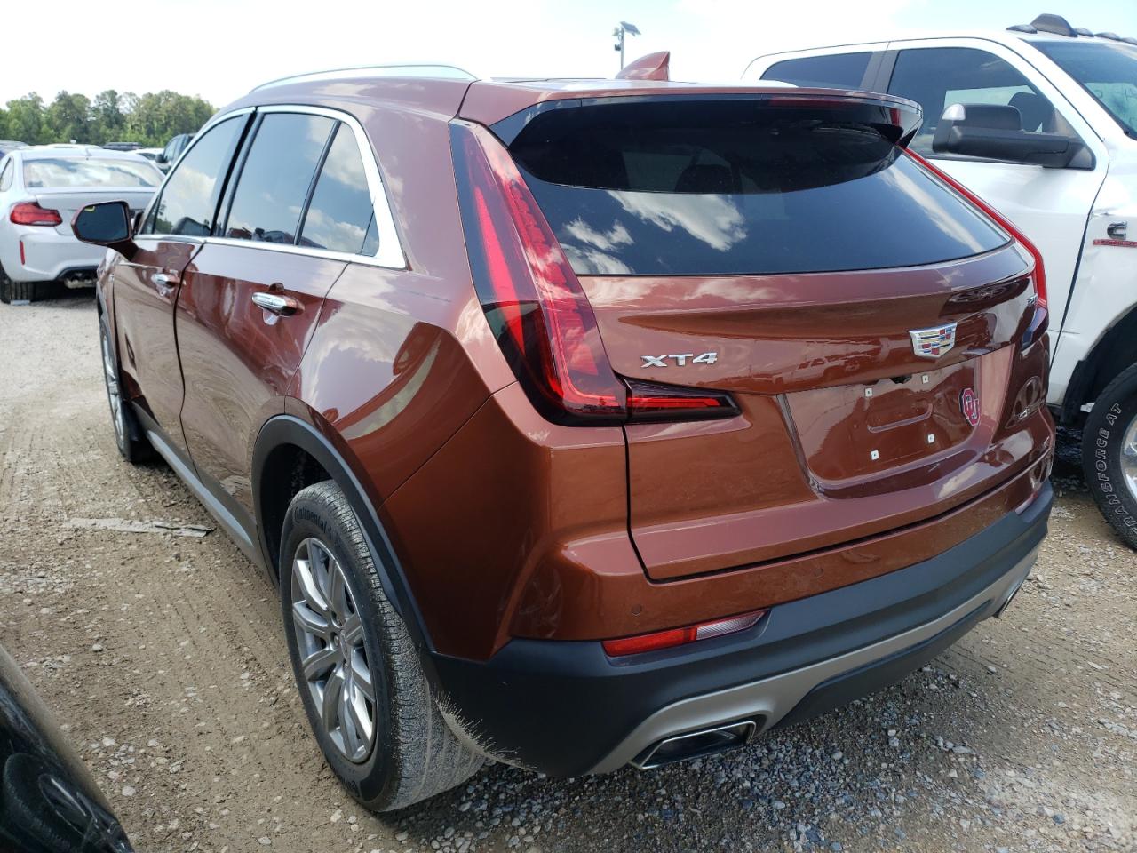 Photo 3 from auction – 2019 CADILLAC XT4 PREMIU with VIN 1GYFZCR46KF207574