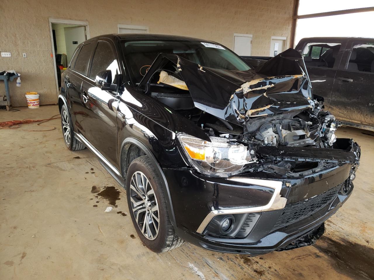MITSUBISHI OUTLANDER 2019 with VIN JA4AP3AU1KU017561 - Photo from auction