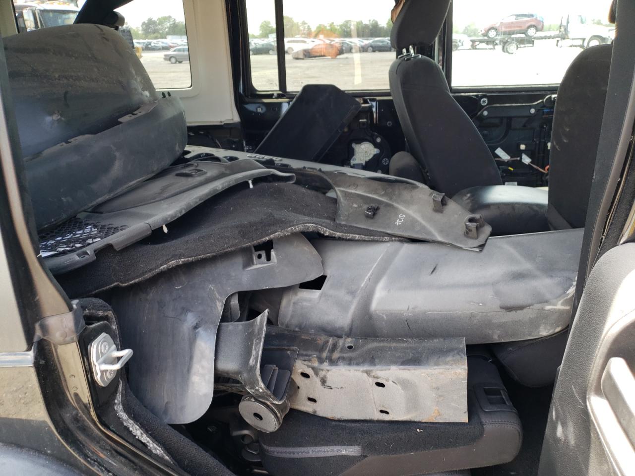Photo 6 from auction – 2017 JEEP WRANGLER U with VIN 1C4BJWDG6HL593793