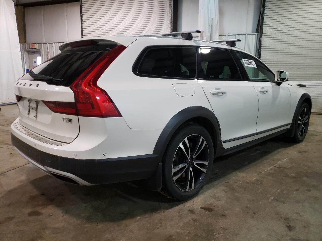 Photo 4 from auction – 2018 VOLVO V90 CROSS with VIN YV4102NK4J1022862